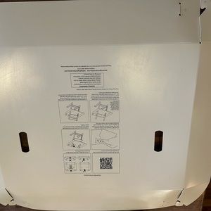 Catchy food catcher for Tripp Trapp High Chair